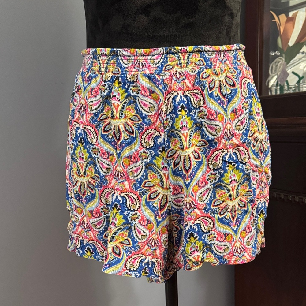 Paisley Crepe shorts